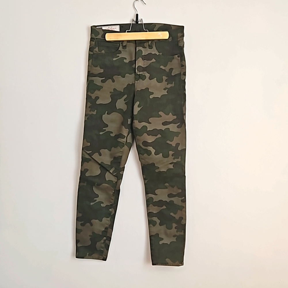 High rise ankle camo jeans